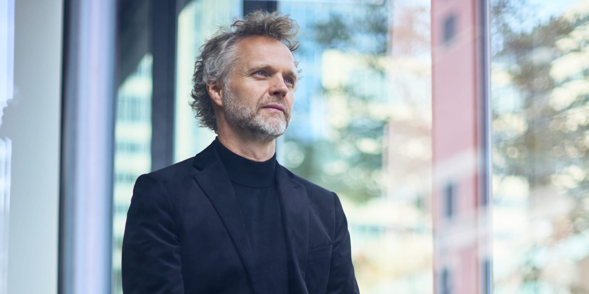 Thomas Søndergård conducting the Royal Scottish National Orchestra in rehearsal
